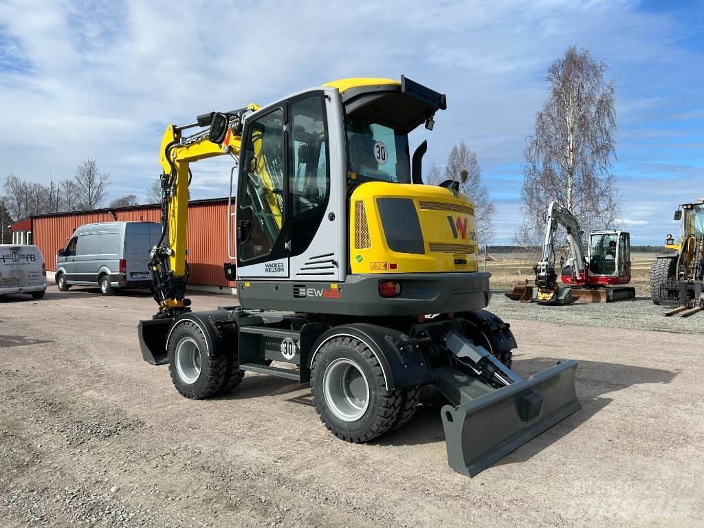 Wacker Neuson EW65 Pyöräkaivukoneet
