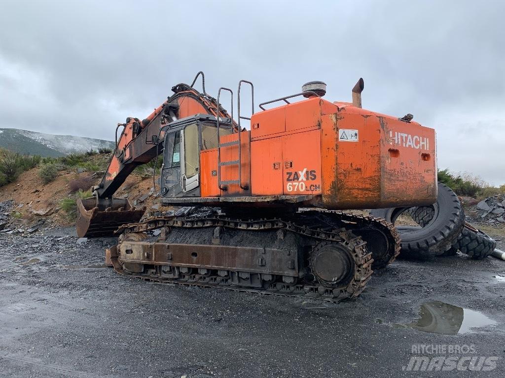 Hitachi 670 LCH-3 Telakaivukoneet