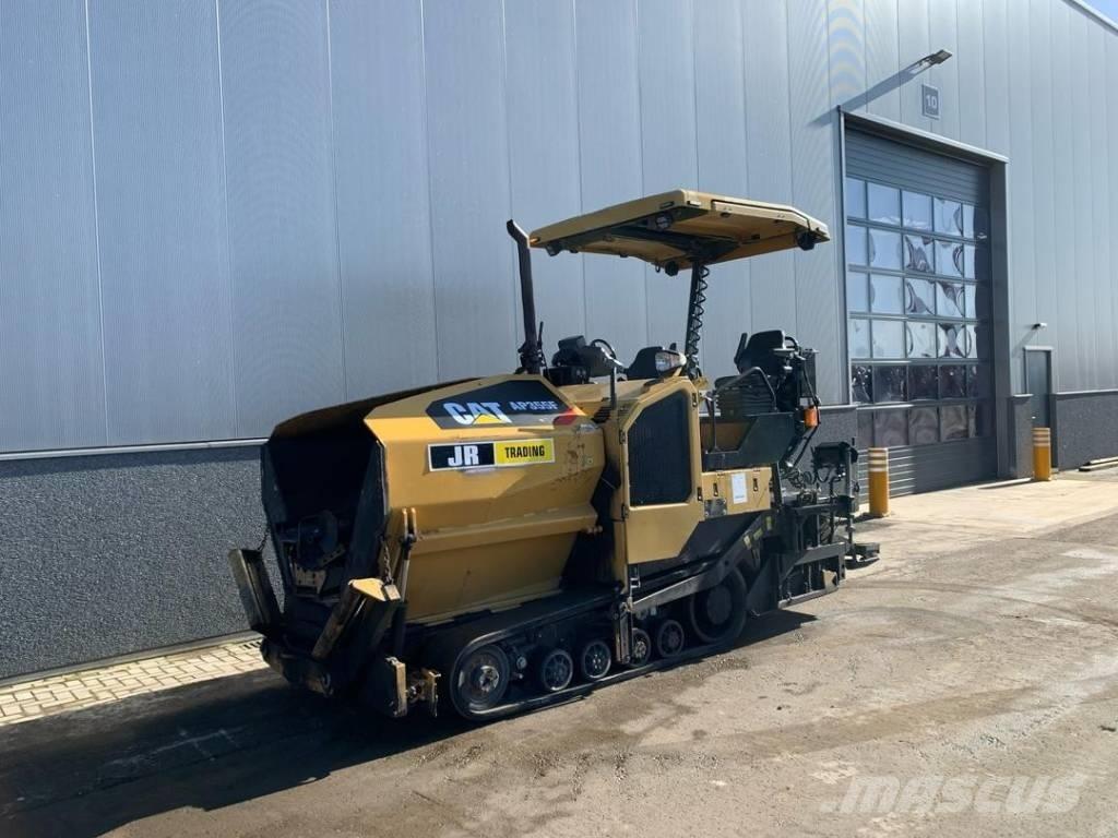 CAT AP355F Asfalttikoneet