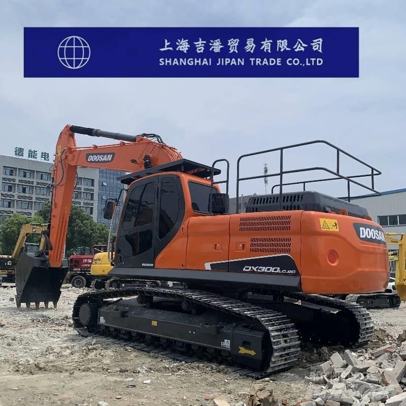 Doosan DX 300 Telakaivukoneet