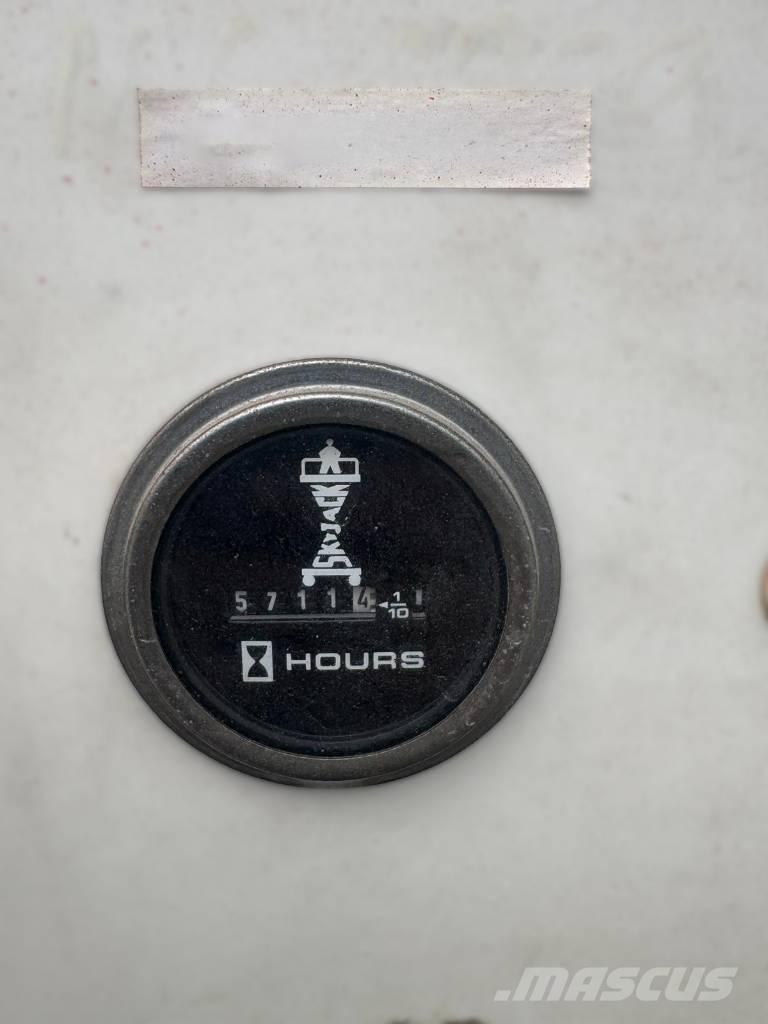 SkyJack SJ 45 T Teleskooppipuominostimet