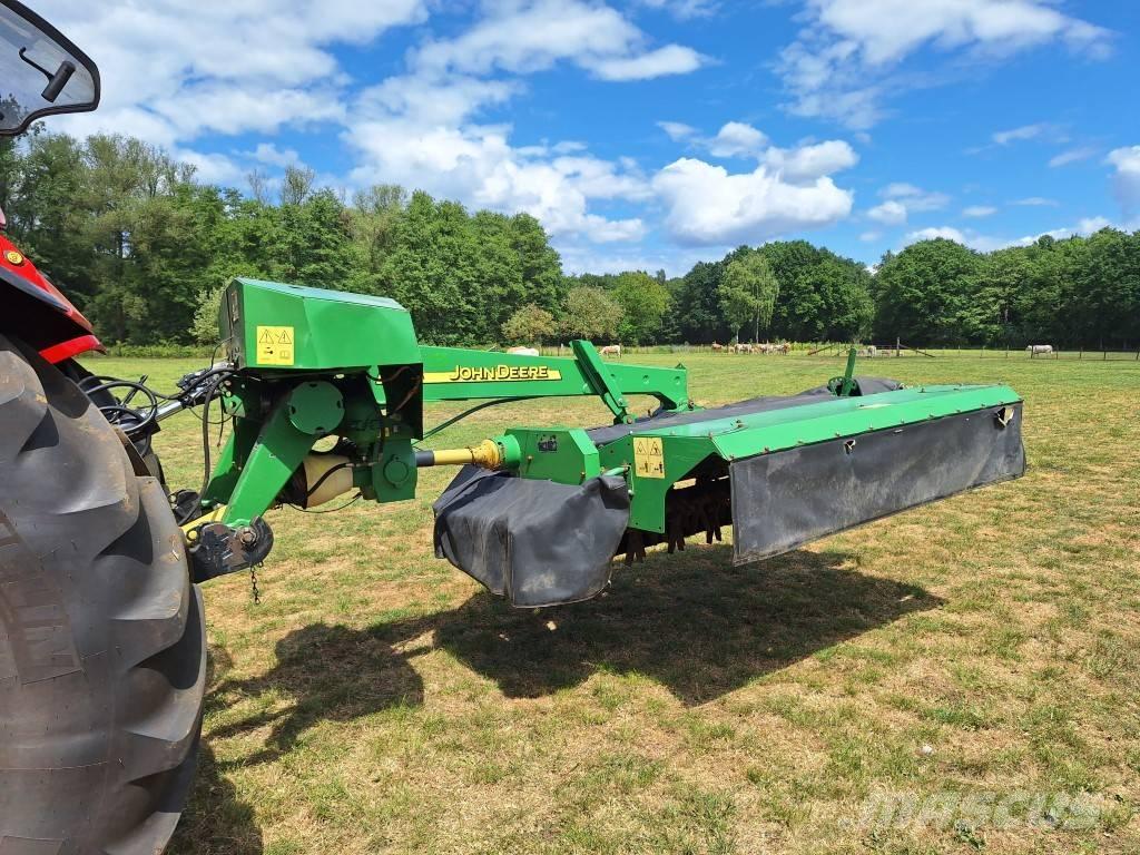John Deere 328 Niittomurskaimet