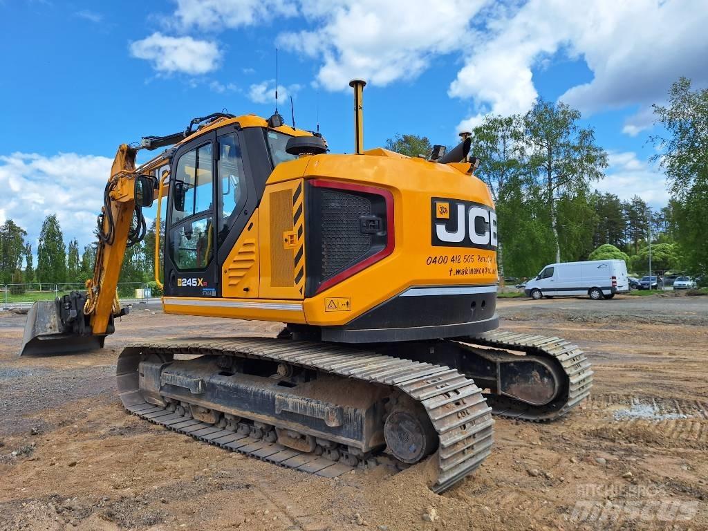 JCB 245 XR LC Telakaivukoneet