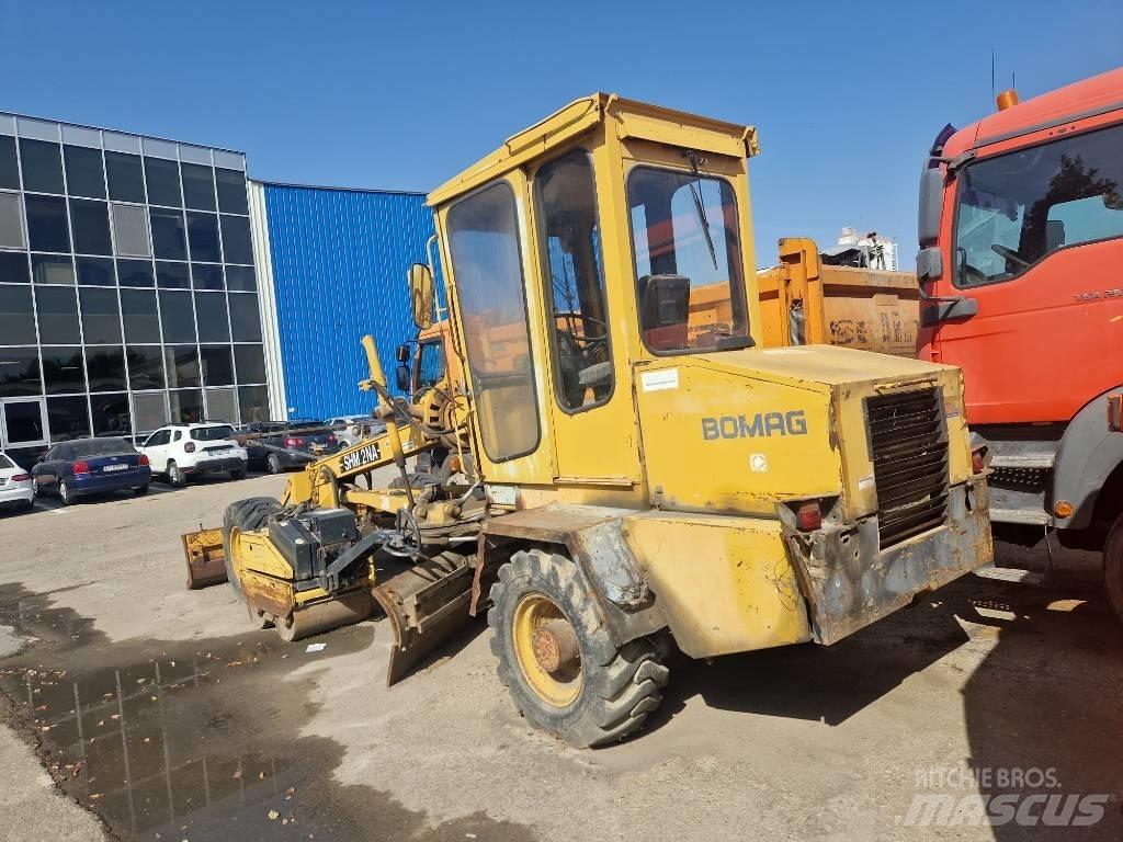 Bomag SHM2NA Tiehöylät