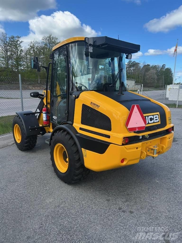 JCB 407 Pyöräkuormaajat