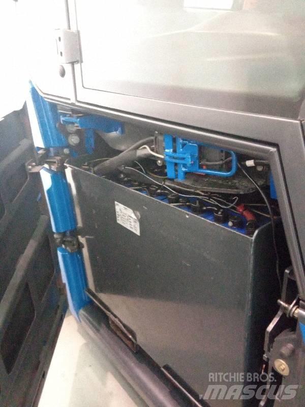 Linde E 80 Sähkötrukit