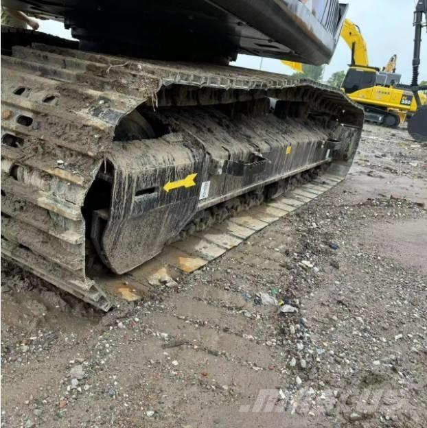 Hitachi ZX200 Telakaivukoneet