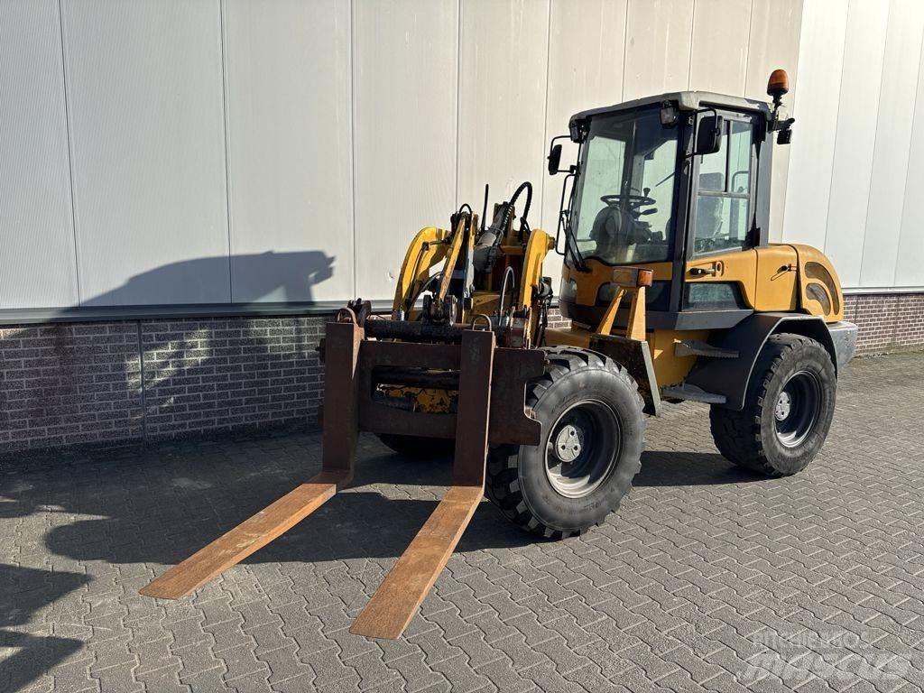 Terex TL70 Pyöräkuormaajat