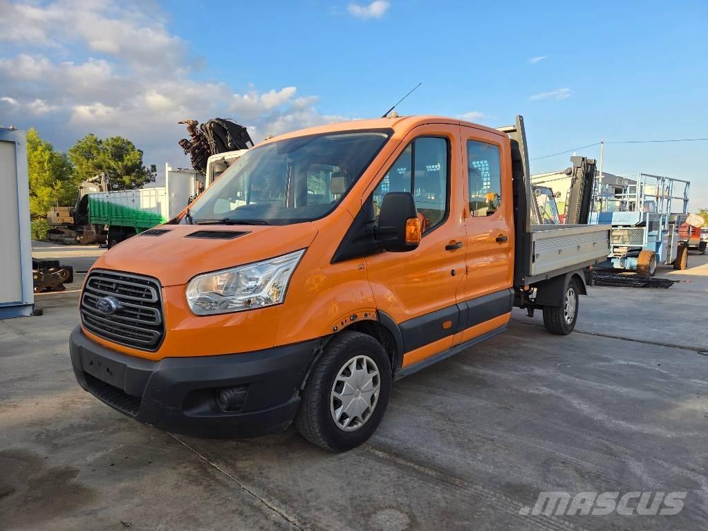Ford Transit Lava-autot
