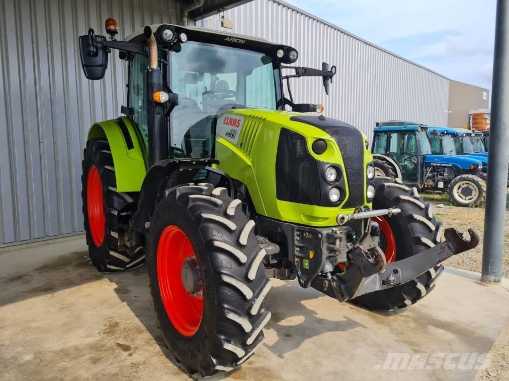 CLAAS Arion 440 CIS Traktorit
