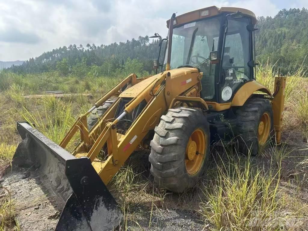 JCB 4 CX Telakaivukoneet