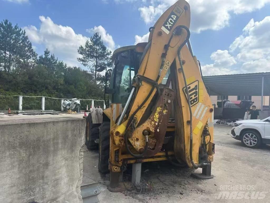 JCB 4 CX Telakaivukoneet