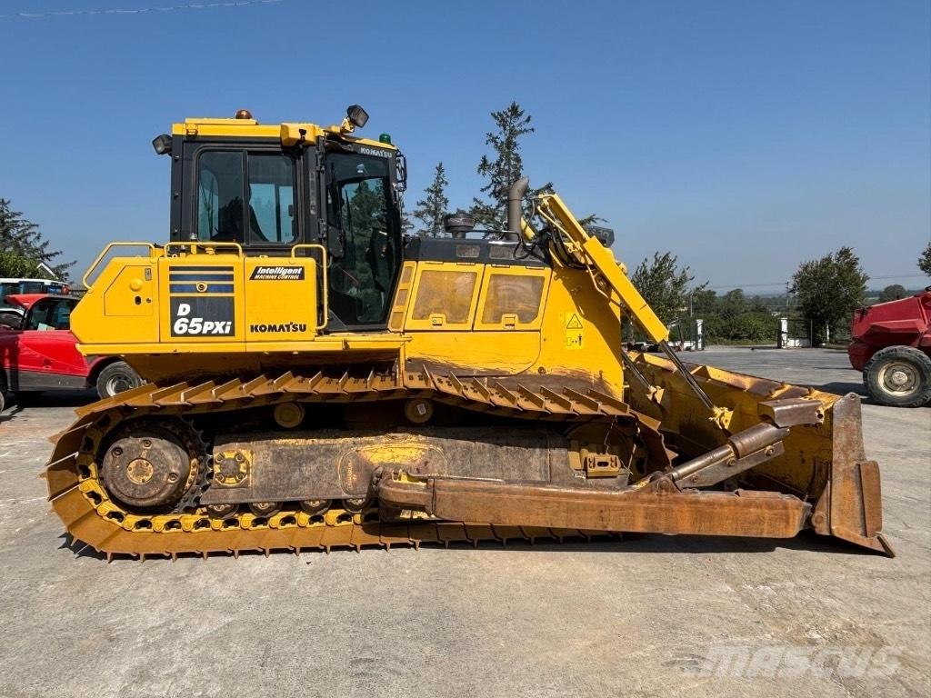 Komatsu D 65 PXi-18 Telaketjupuskutraktorit