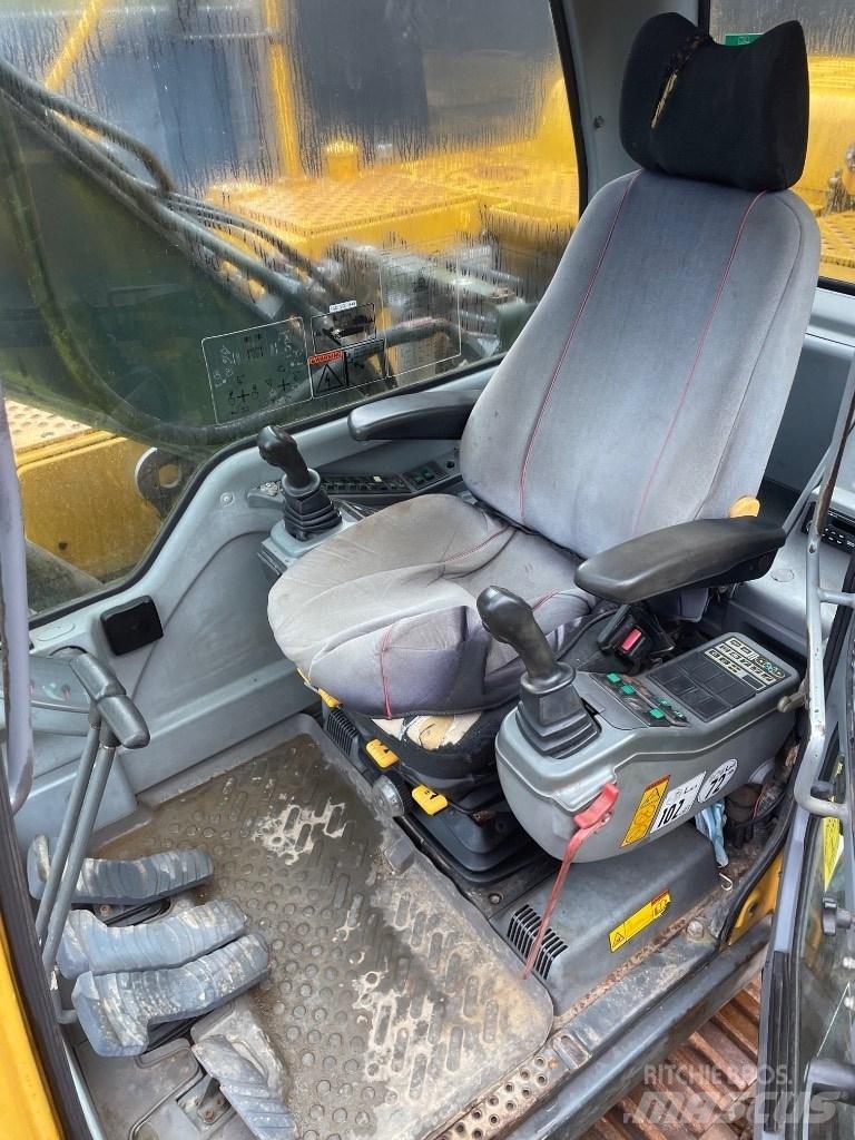 Volvo EC210B Telakaivukoneet