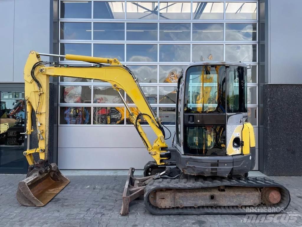 New Holland E50.2 Minikaivukoneet < 7t
