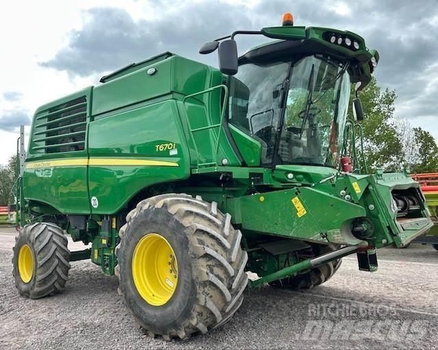 John Deere T 670 i Leikkuupuimurit