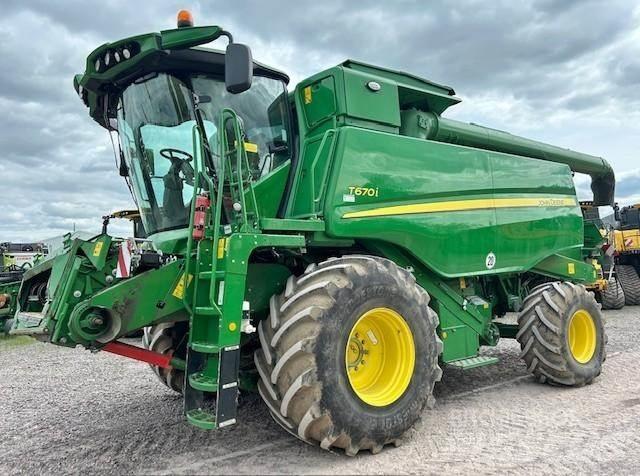 John Deere T 670 i Leikkuupuimurit
