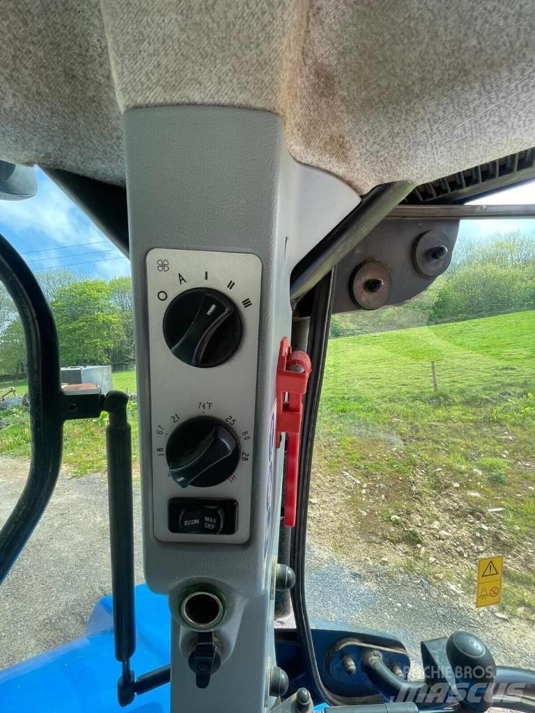 New Holland T 7.250 Traktorit
