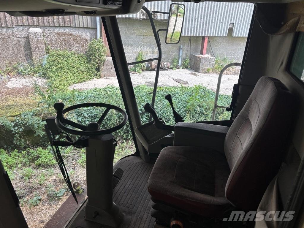 CLAAS Lexion 420 Leikkuupuimurit