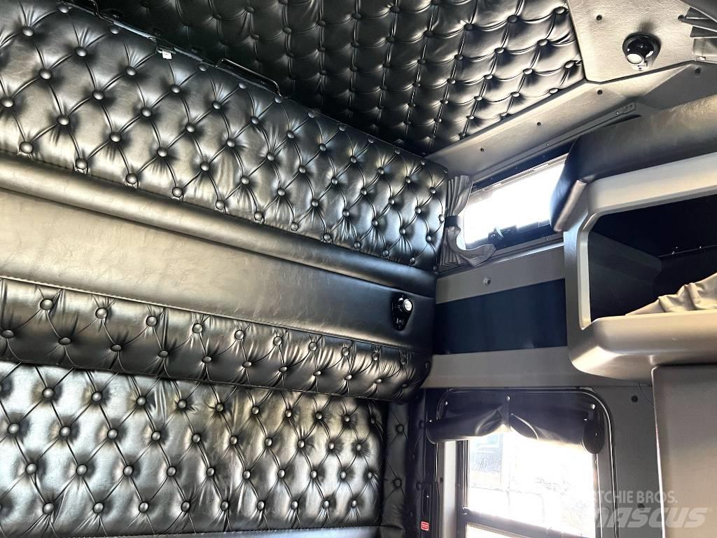 Kenworth W 900 Vetopöytäautot