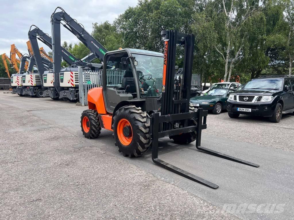 Ausa C 251 H Dieseltrukit