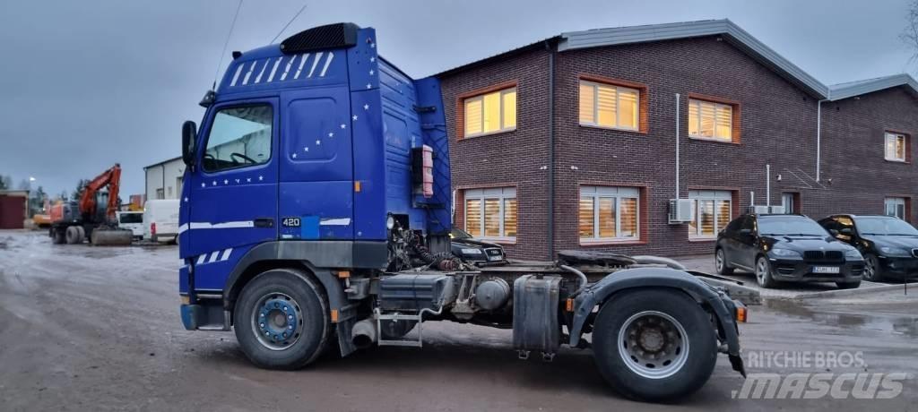 Volvo FH-12 Vetopöytäautot