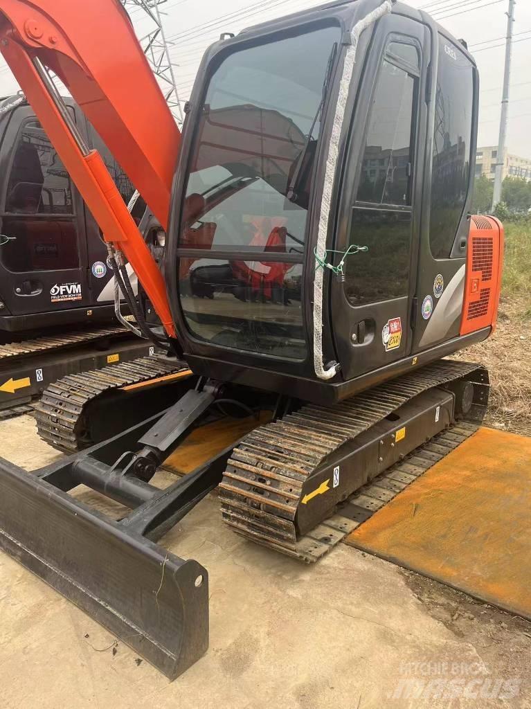 Hitachi ZX 60 Minikaivukoneet < 7t