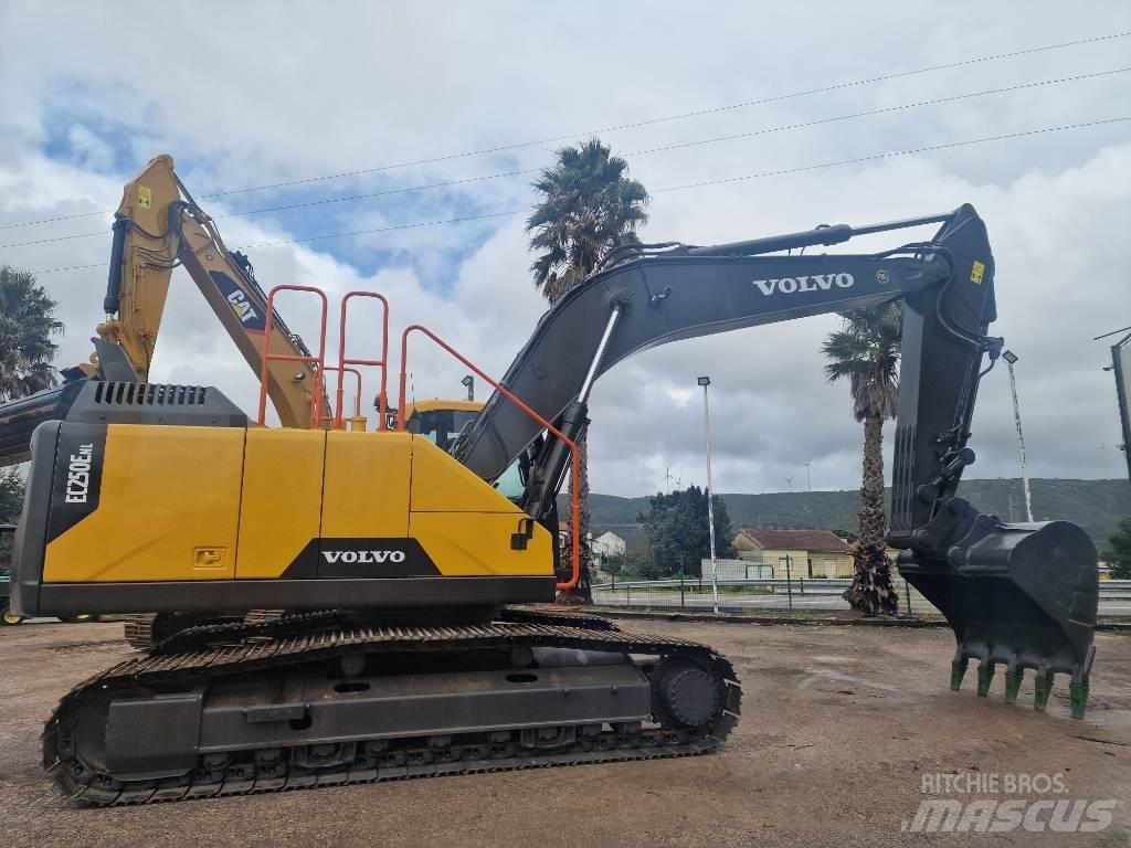 Volvo EC 250 ELN Telakaivukoneet