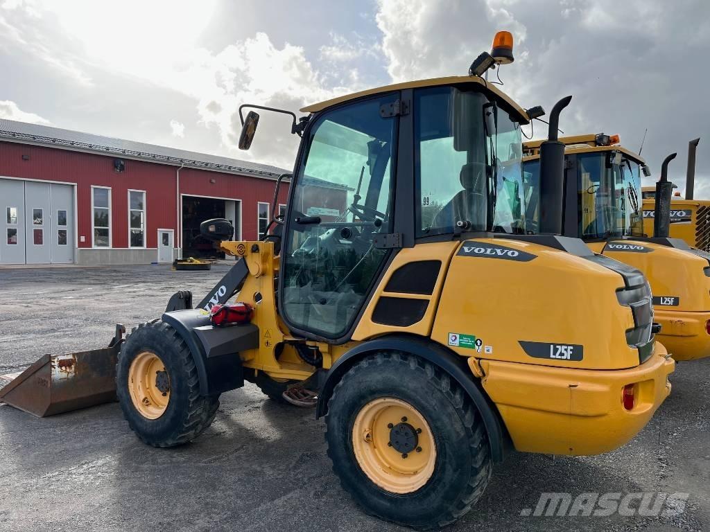 Volvo L 25 F Pyöräkuormaajat