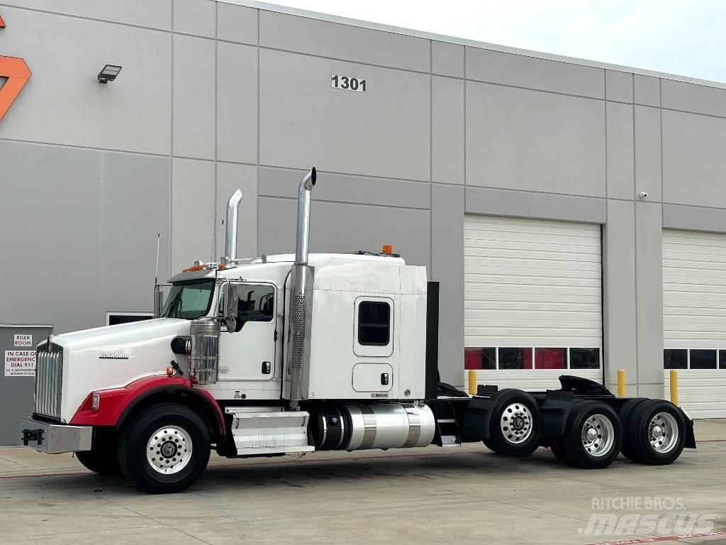 Kenworth T 800 Vetopöytäautot