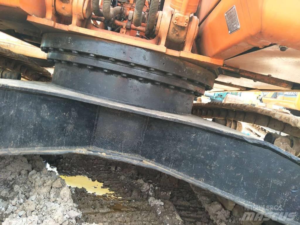 Doosan 225 Telakaivukoneet