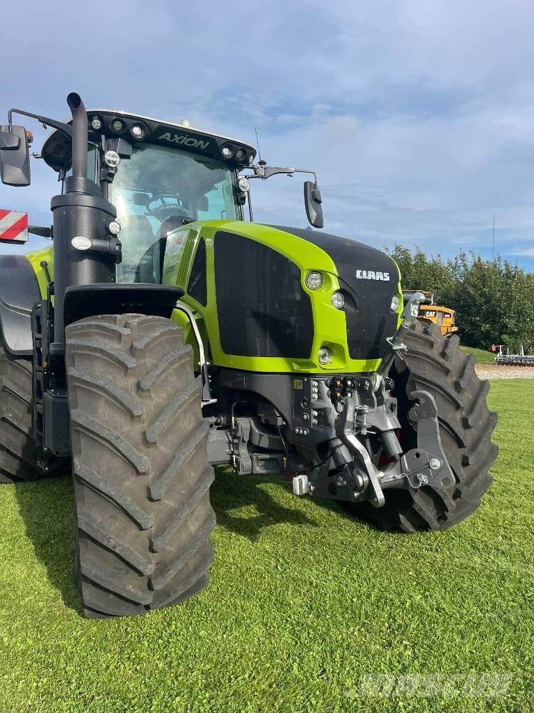 CLAAS AXIO 960 Traktorit