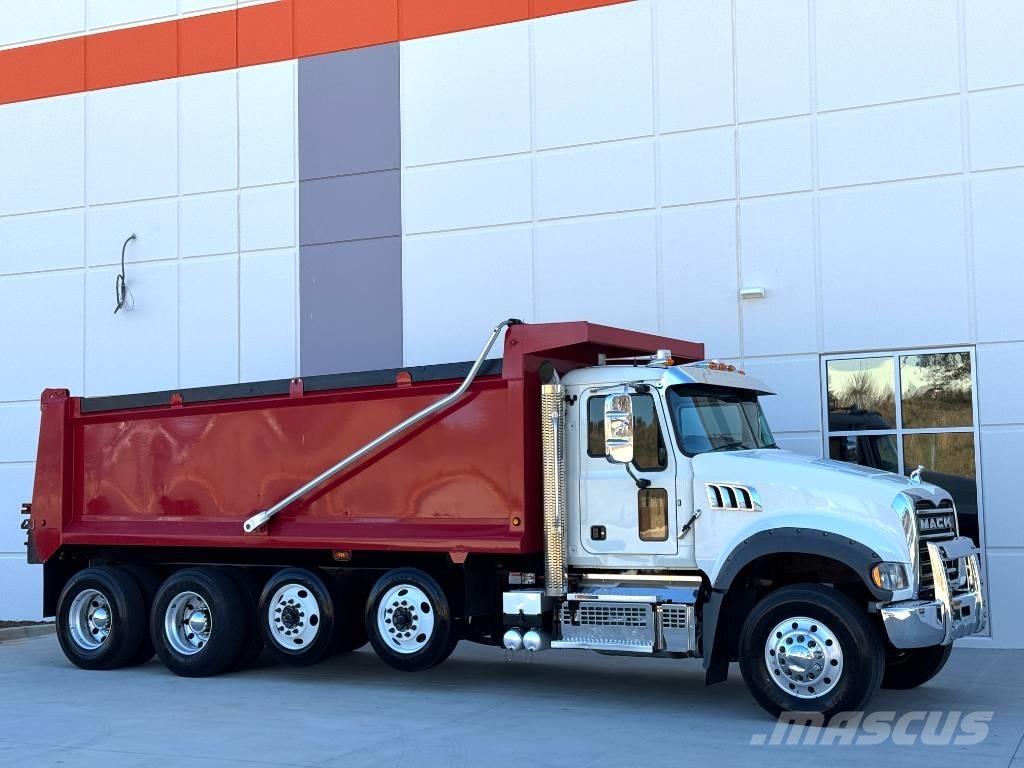 Mack Granite Sora- ja kippiautot