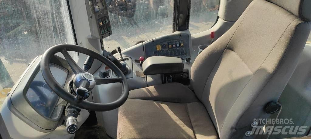 New Holland W 130 Pyöräkuormaajat
