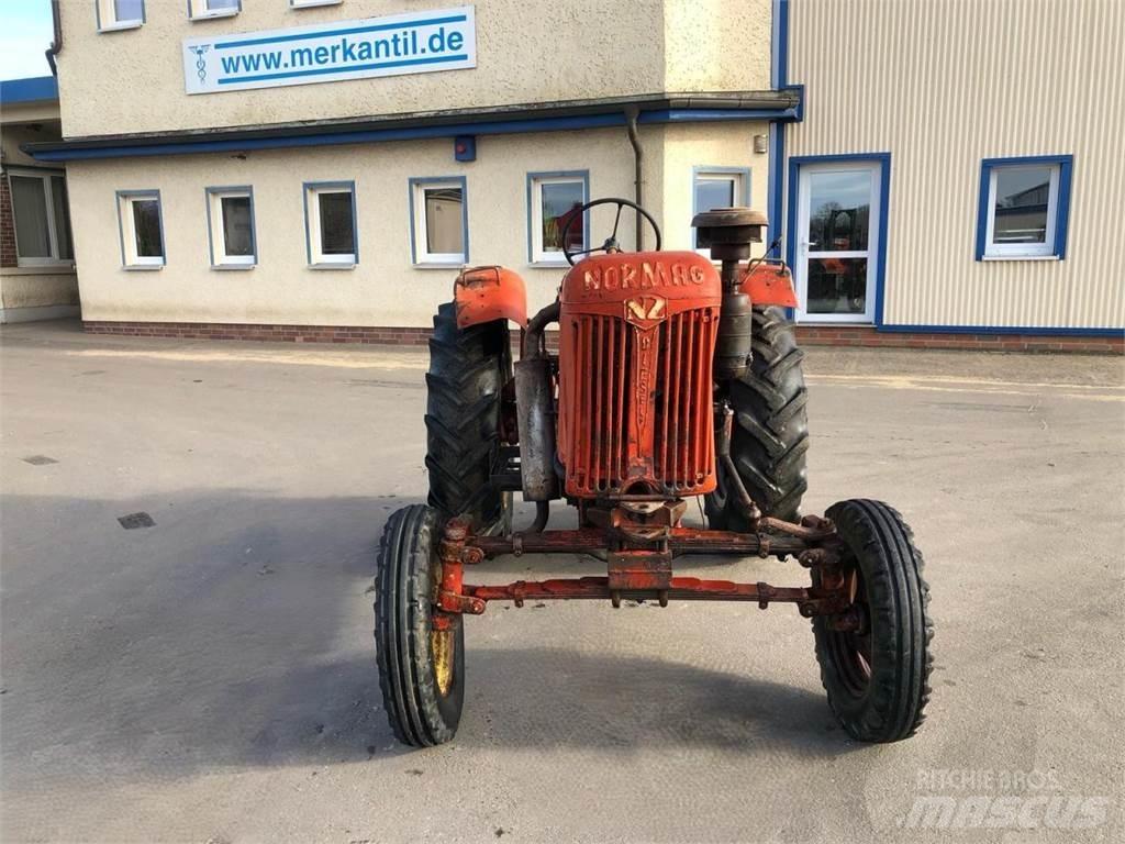 Normag NG20 Traktorit