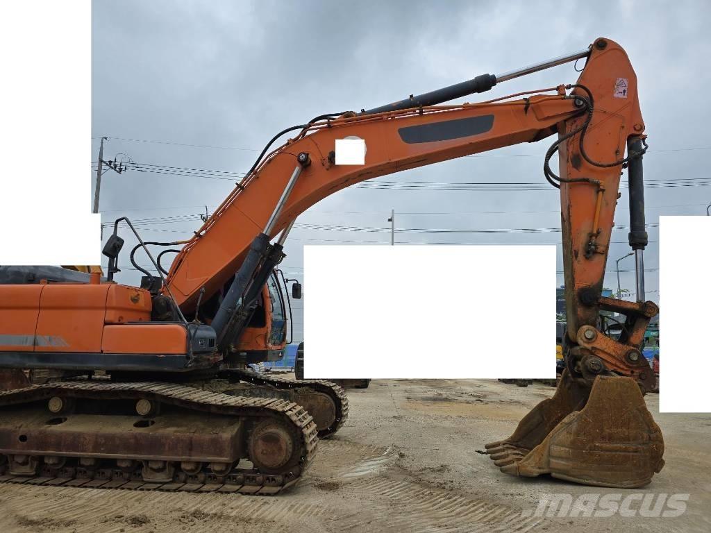 Doosan DX 380 LC Crawler excavators
