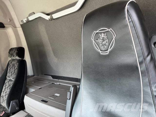 Scania P 280 Pressukapelli kuorma-autot
