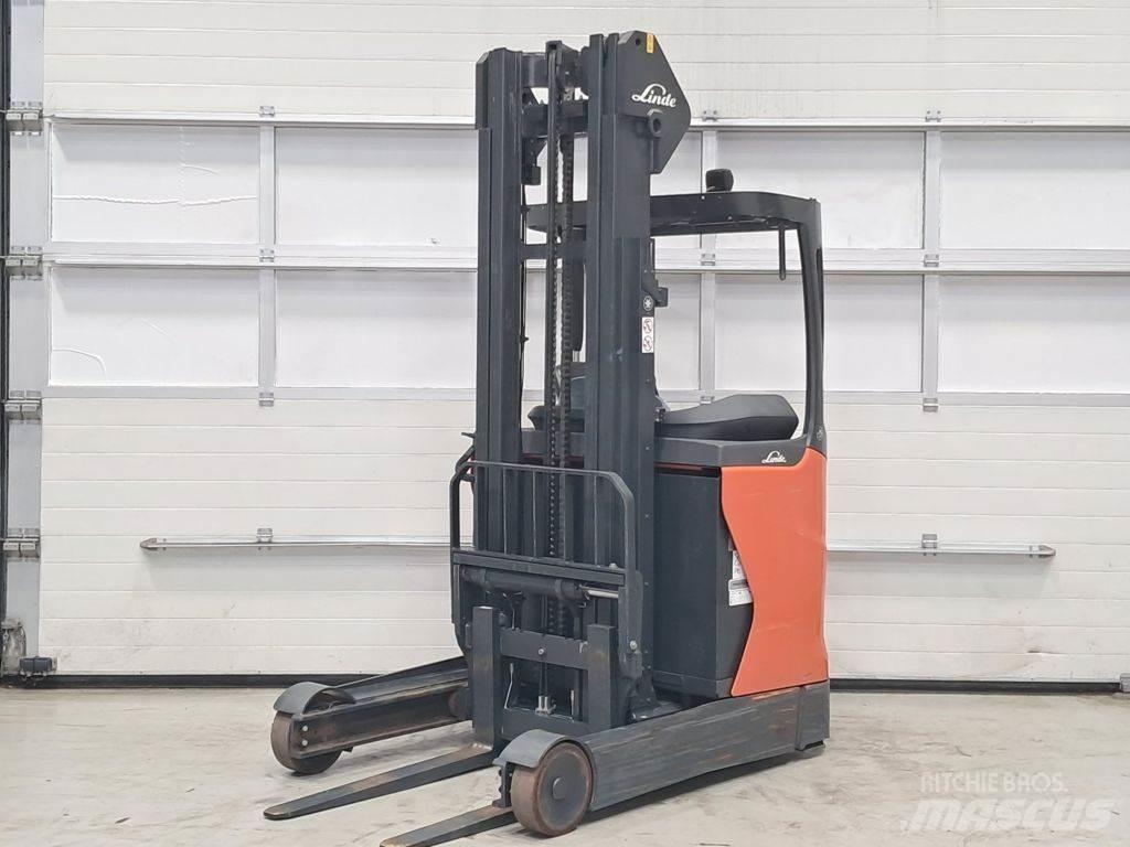 Linde R16-01 Työntömastotrukit