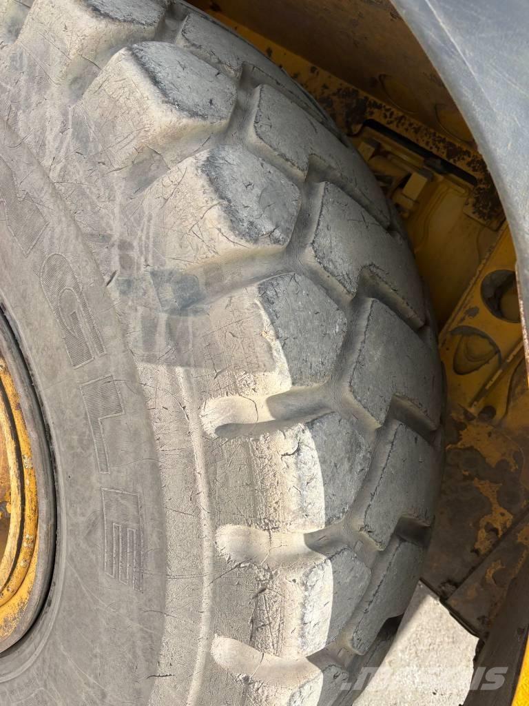 Bell B 30 E Dumpperit