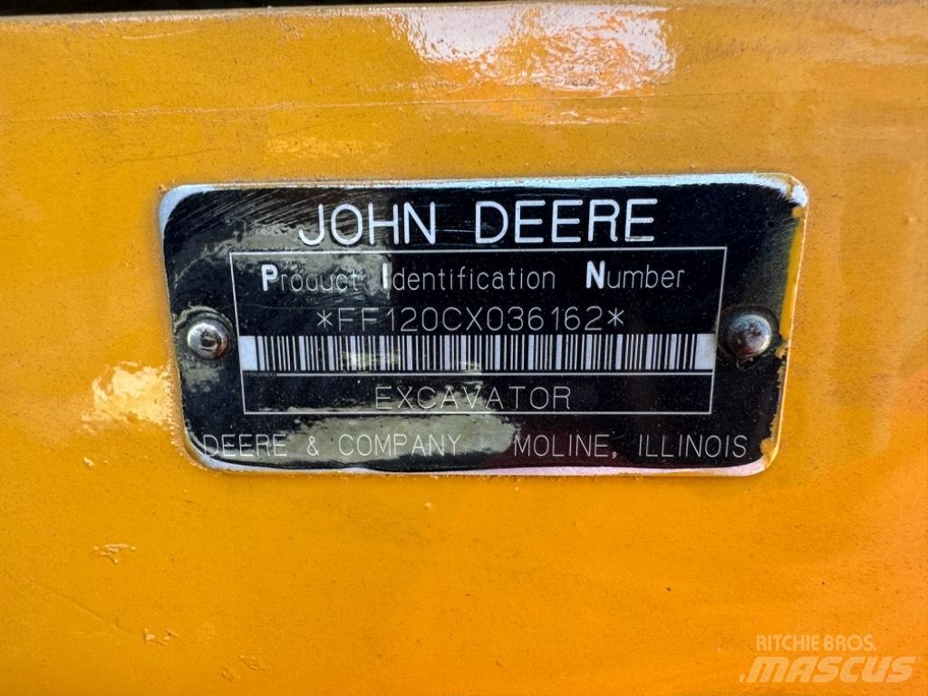 DEERE 120C LC Telakaivukoneet