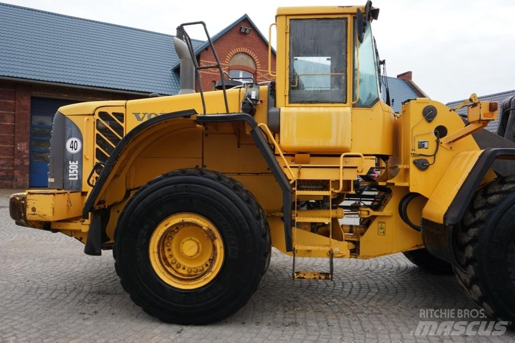 Volvo L 150 E Pyöräkuormaajat