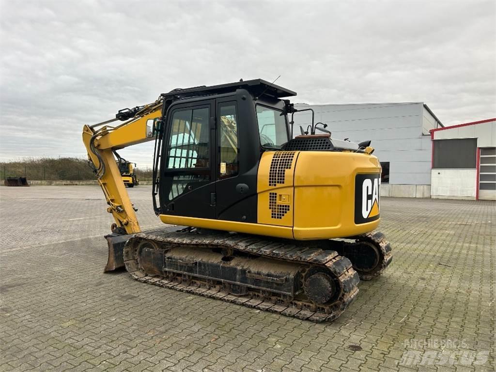 CAT 311 F L RR Pyöräkaivukoneet