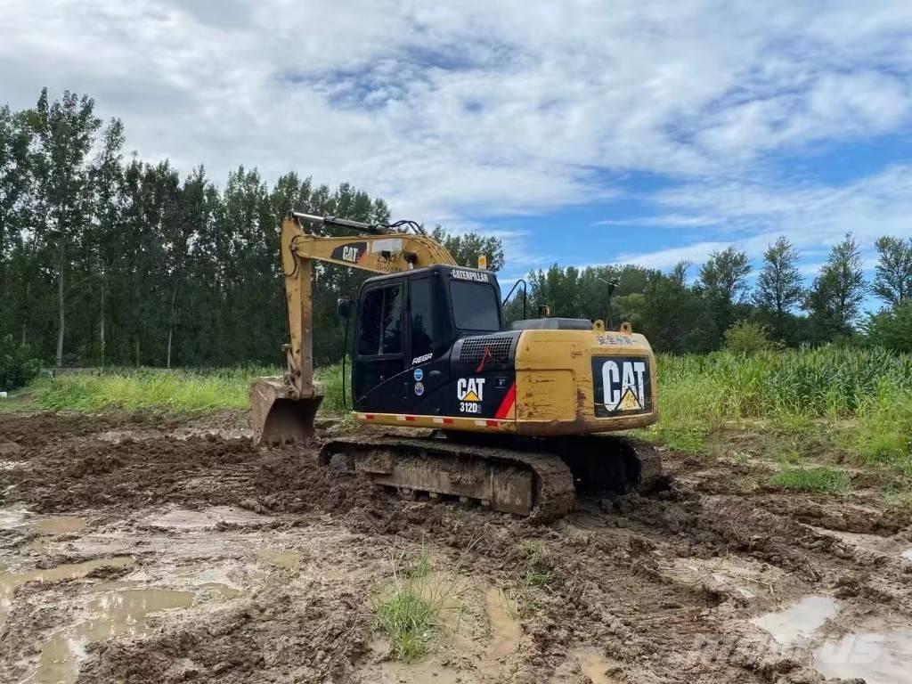 CAT 312D Midikaivukoneet 7t - 12t