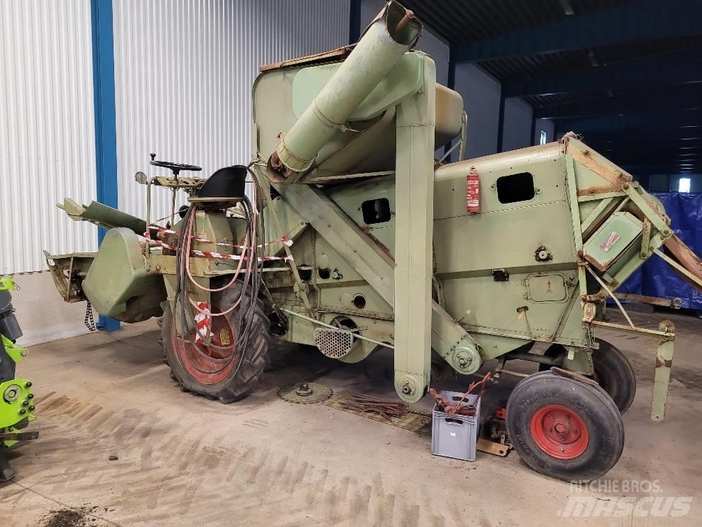 CLAAS Columbus Leikkuupuimurit