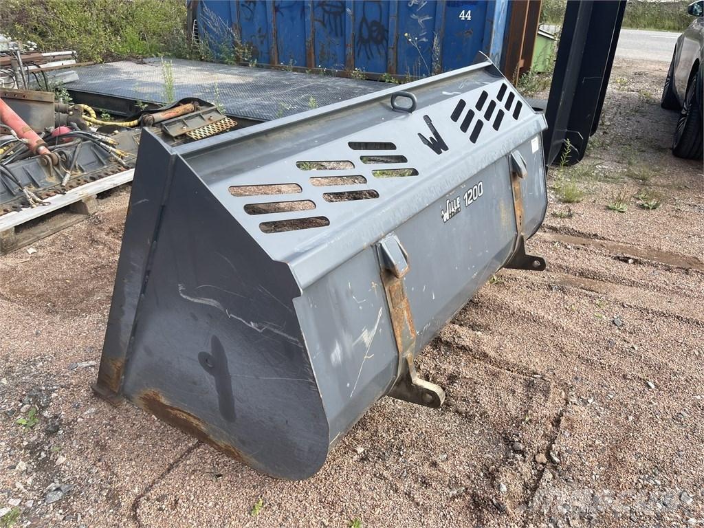  Vilakone Lumikauha Taajamatraktorien varusteet