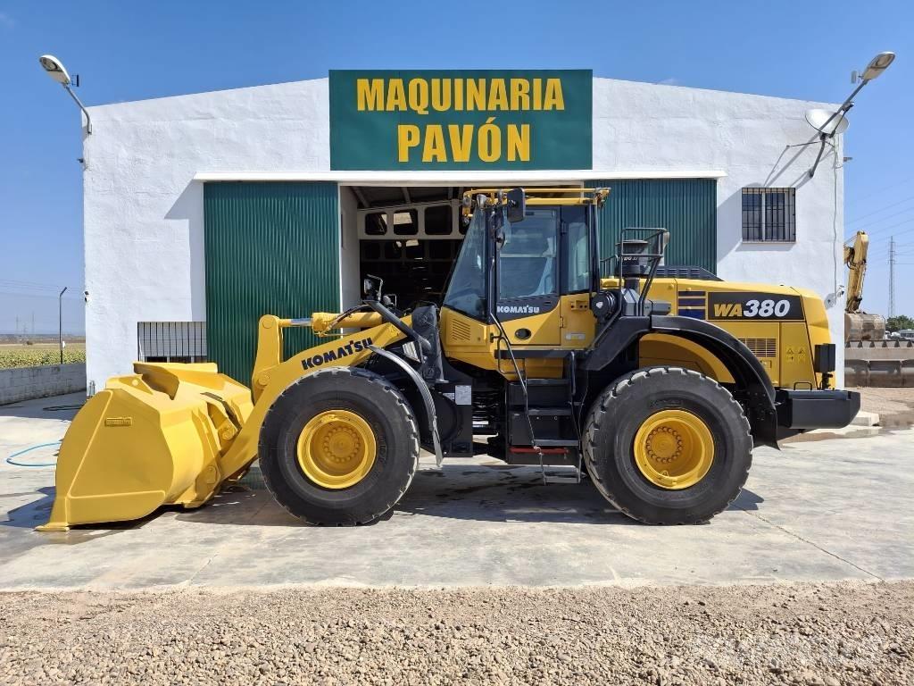 Komatsu WA 380-8 Pienkuormaajat
