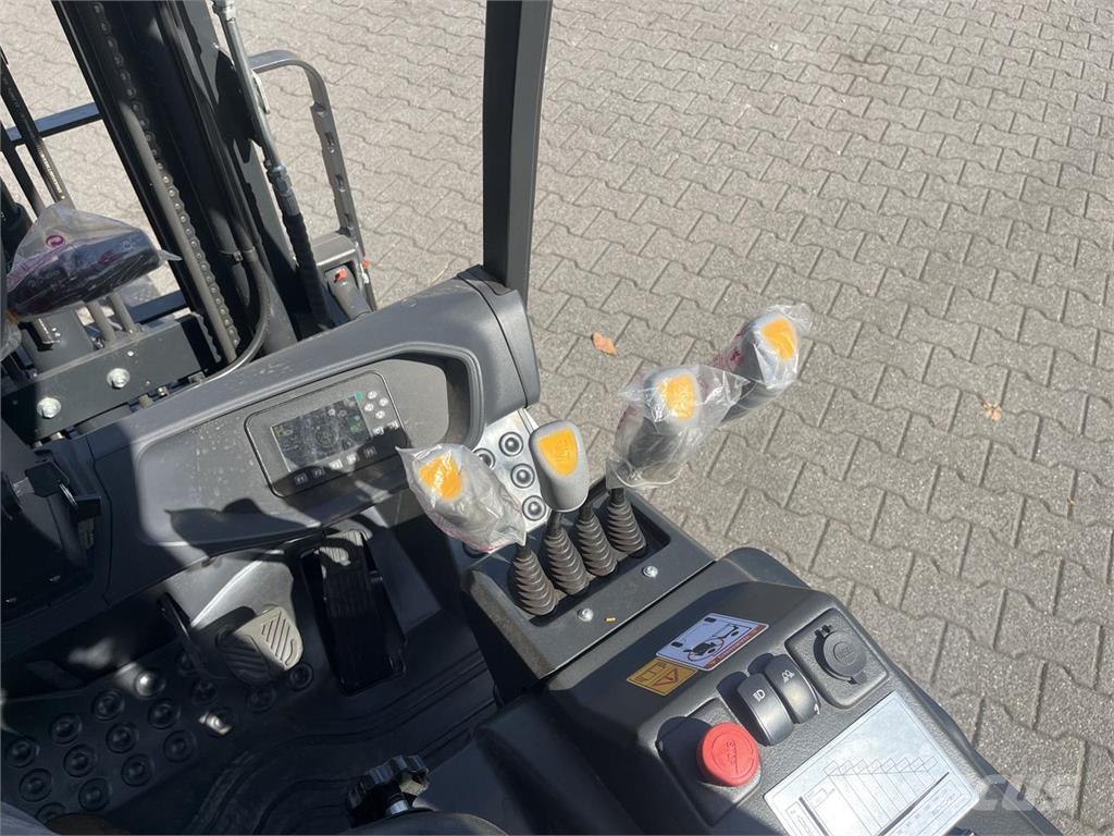Bobcat B18NS Sähkötrukit