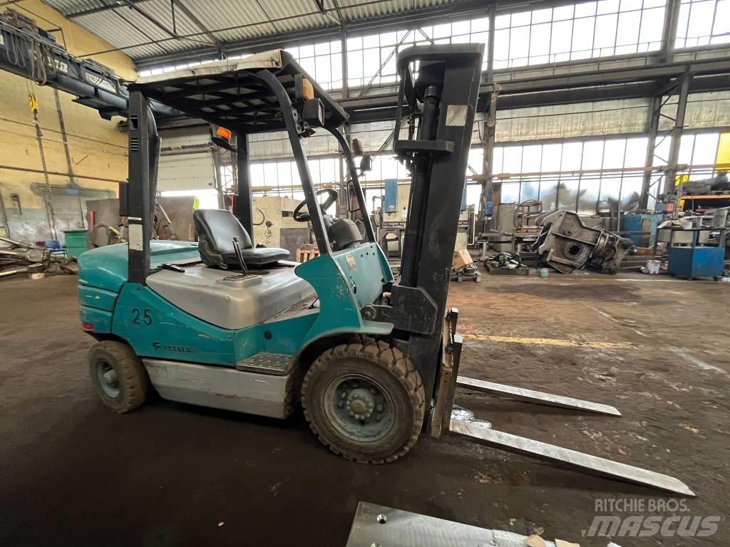 Feeler FD25TCJ Dieseltrukit
