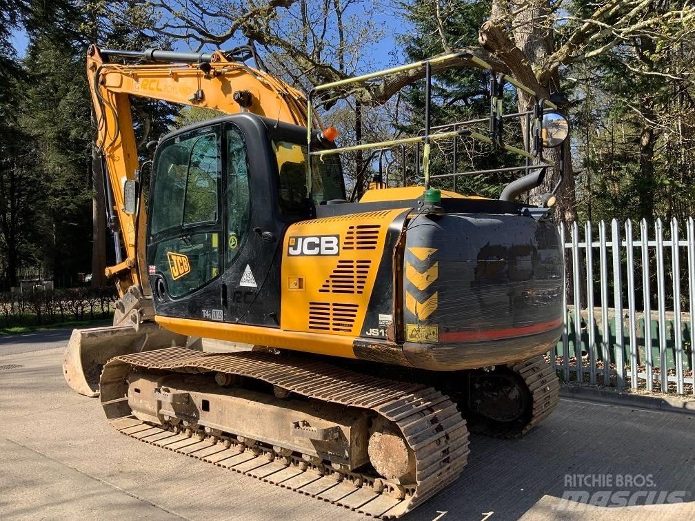 JCB JS 130 LC Telakaivukoneet