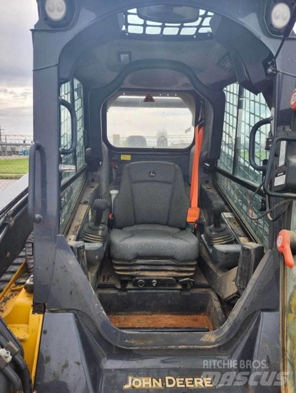 John Deere 333G Liukuohjatut kuormaajat